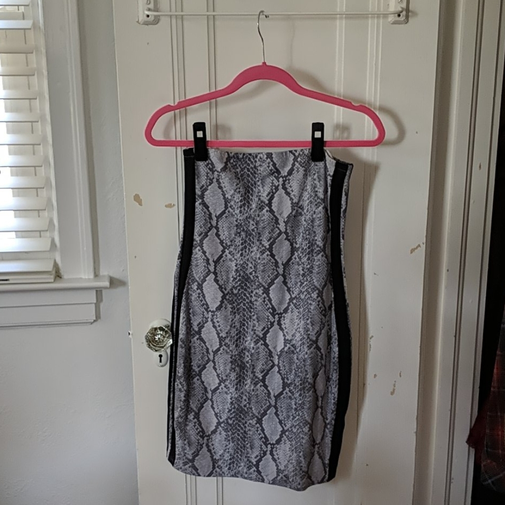 Express snake skin dress w/sporty double stripes